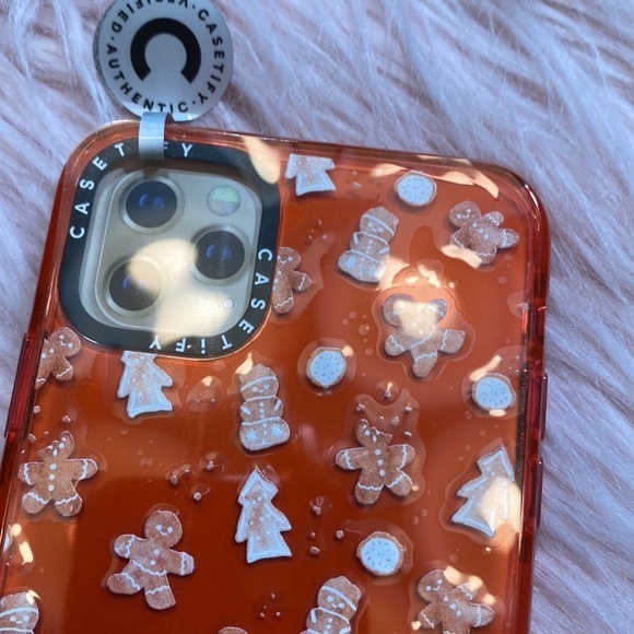 Casetify Christmas Cookie Transparent Red Ultra Impact Case IPhone 11 Pro Max - Picture 3 of 12